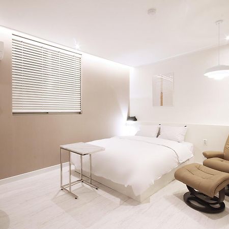 Hotel Yam Yeosu Hakdong Extérieur photo